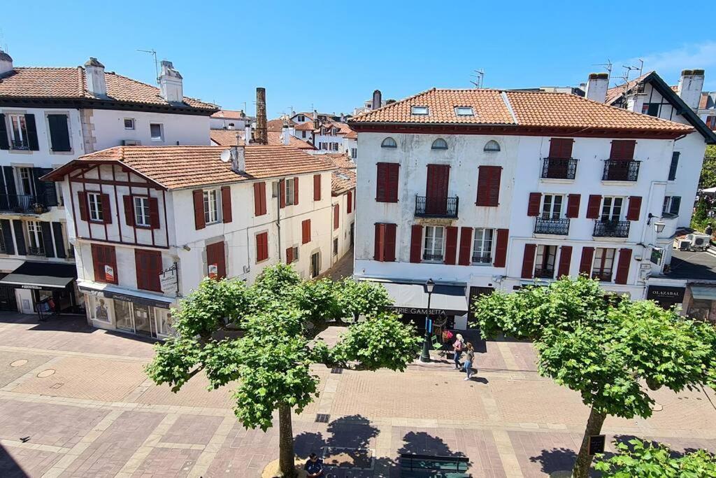 Appartement Rue Gambetta, Plage A 2 Min Saint-Jean-de-Luz Exterior photo